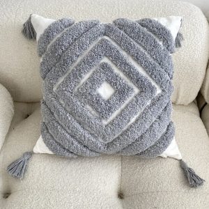 gray pattern pillow case 1